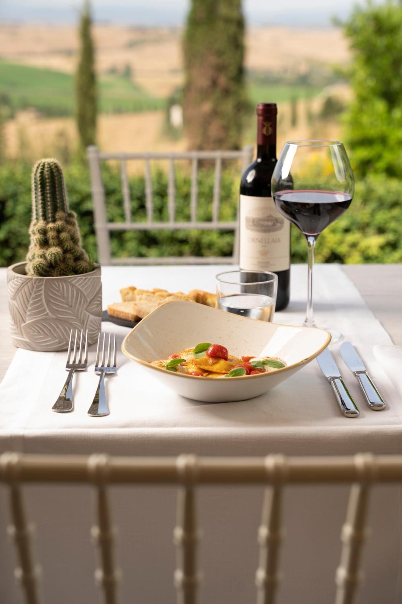 Castello Di Leonina Relais - Adults Only Hotel Siena Exterior photo